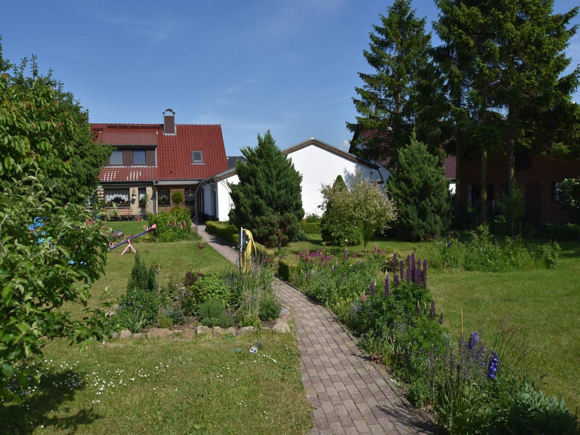 Beautiful Apartment In Robertsdorf With Garden Blowatz ภายนอก รูปภาพ
